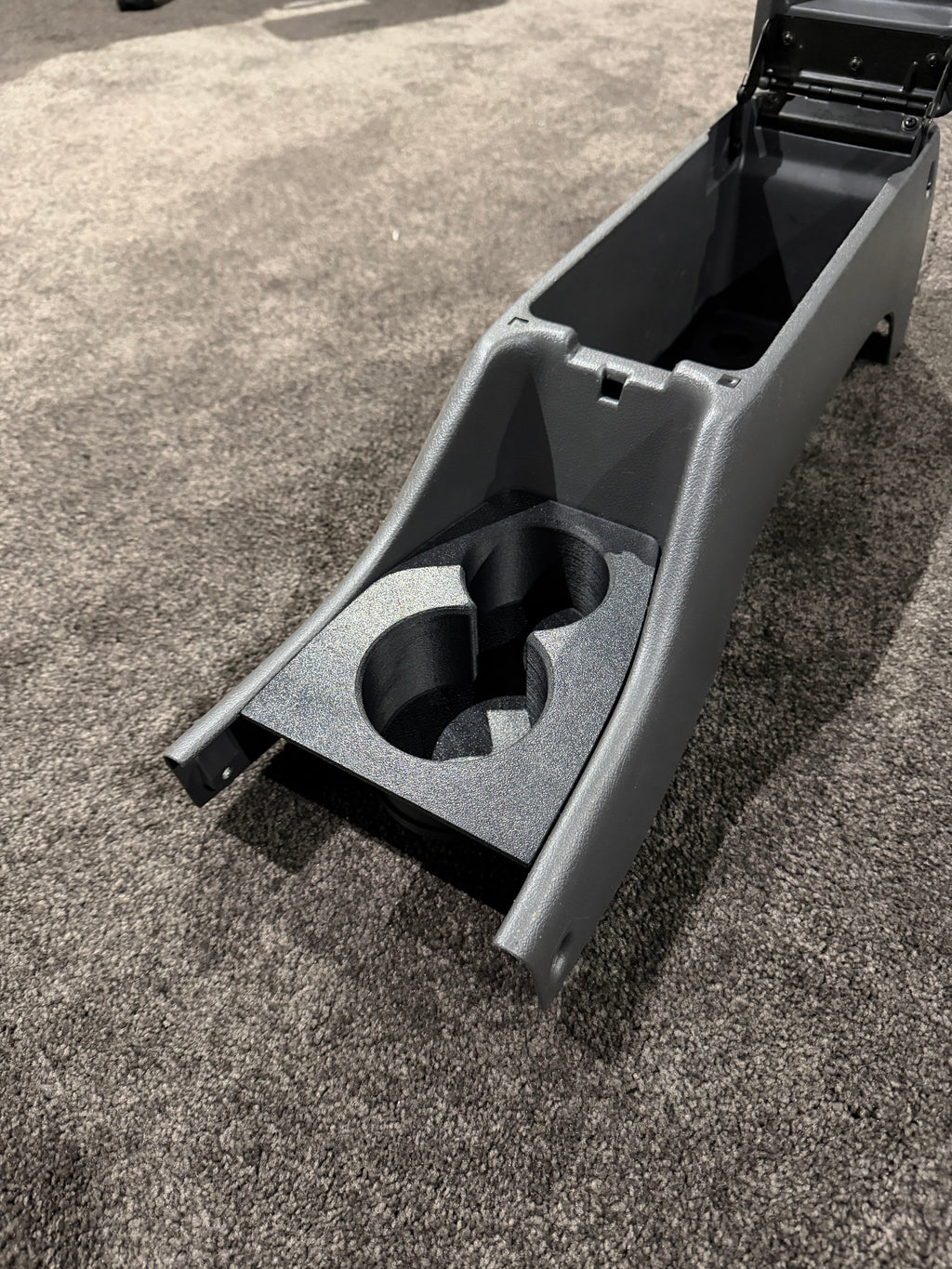 TOYOTA HILUX LN106 CUP HOLDER / DUAL CAB HILUX 1989-1997